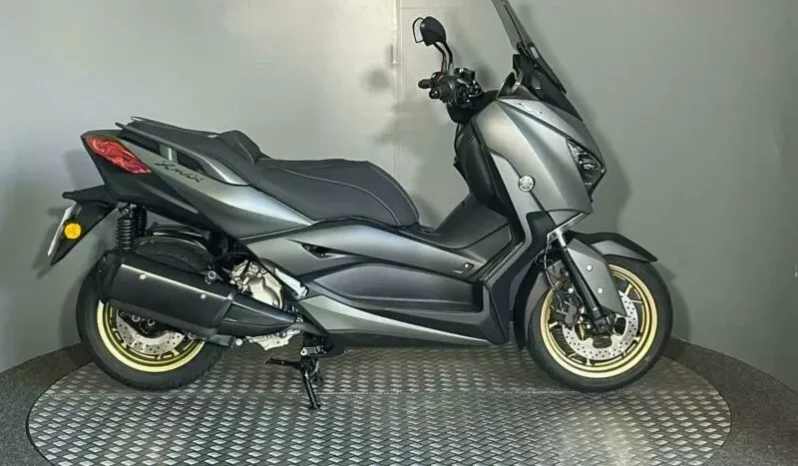 2020 Yamaha XMAX 300 (CZD300A)