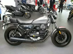 2018 Moto Guzzi V9 Bobber