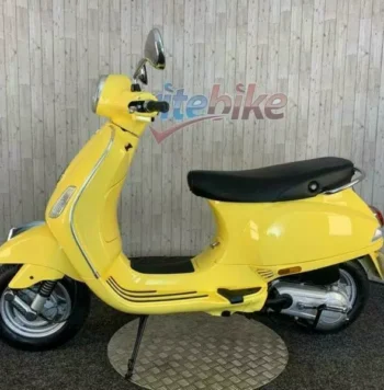 2020 Vespa GTS 125 Super Sport