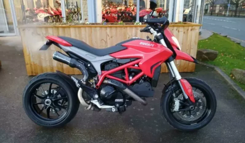 
								2015 Ducati Hypermotard 821 full									