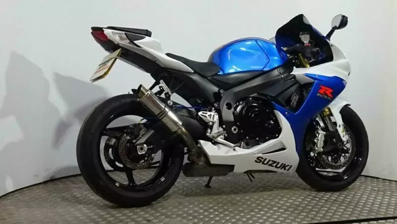 
								2014 Suzuki GSX-R750 full									