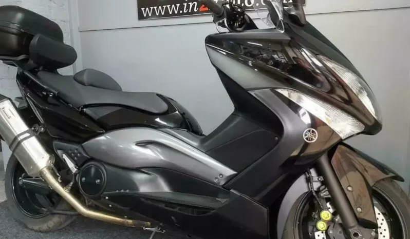 
								2008 Yamaha TMAX (XP500) full									