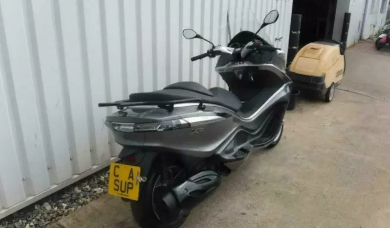 
								2013 Piaggio X10 350 Executive full									