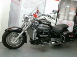 
										2009 Triumph Rocket III Touring full									