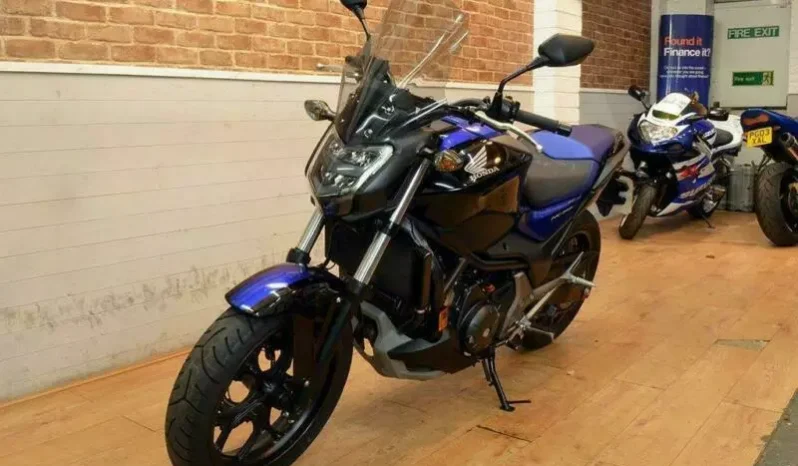 
								2007 Yamaha XJR1300 full									