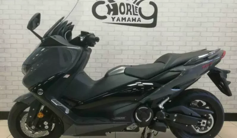 
								2021 Yamaha TMAX 560 (XP560E) full									
