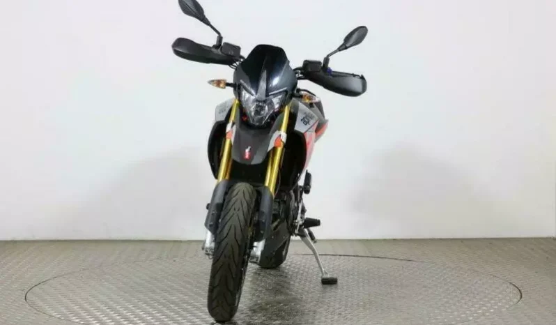 
								2019 Aprilia Dorsoduro 900 full									