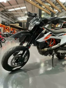 
										2019 KTM 690 SMC R full									