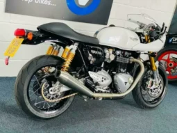 
										2018 Triumph Thruxton 1200 R full									