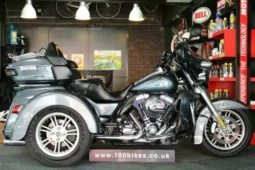 
										2015 Harley-Davidson Tri Glide Ultra 103 (FLHTCUTG) full									