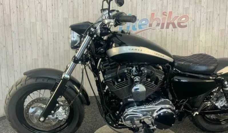 
								2018 Harley-Davidson 1200 Custom (XL1200C) full									