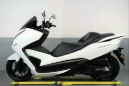 
										2021 Vespa Primavera 125 iGET ABS full									