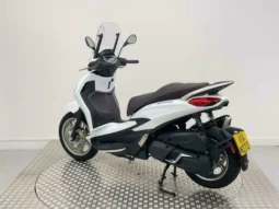 2021 Piaggio Beverly 400 S