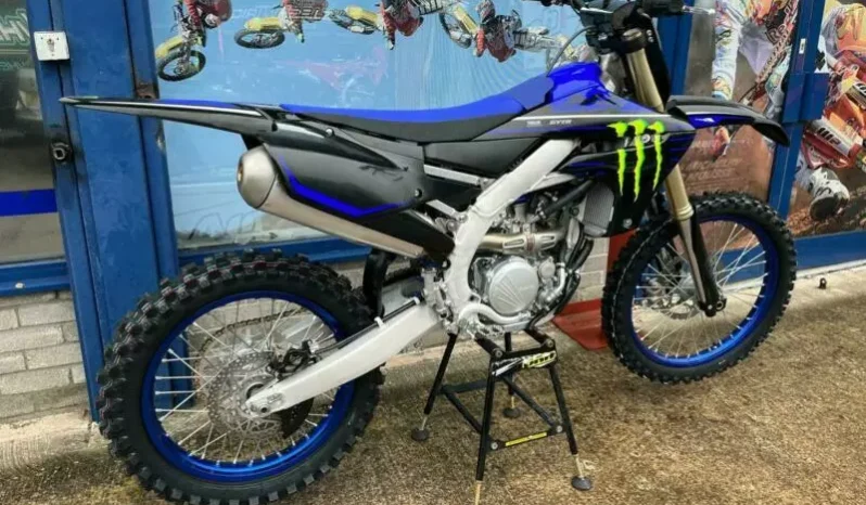 
								2022 Yamaha YZ250 Monster Energy full									