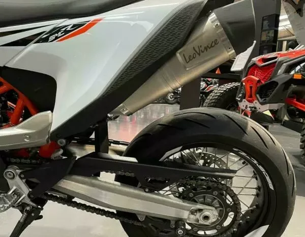 
								2019 KTM 690 SMC R full									