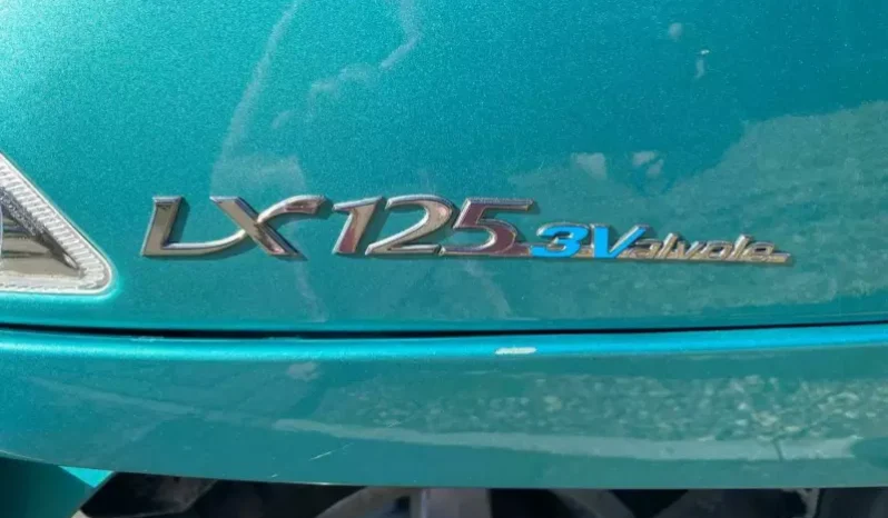 
								2014 Vespa LX 125 ie 3V full									