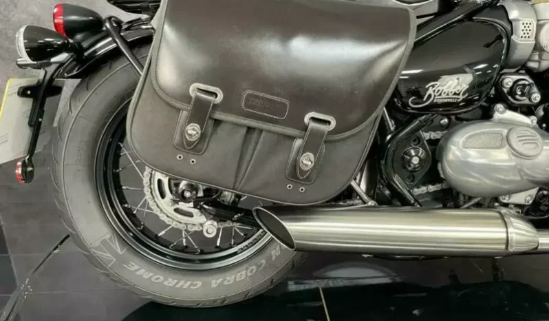 
								2017 Triumph Bonneville Bobber full									