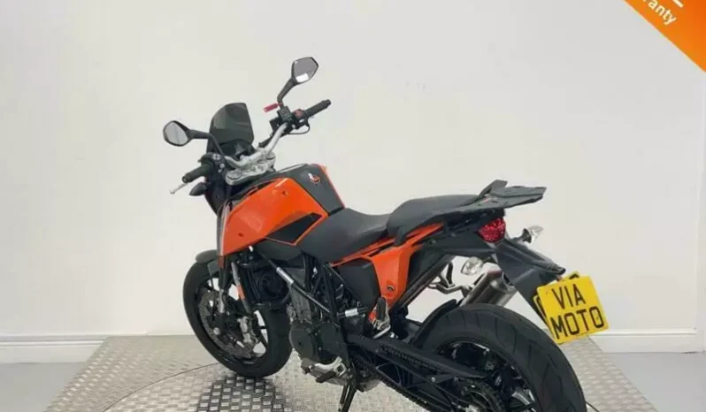 
								2018 KTM 690 Duke full									